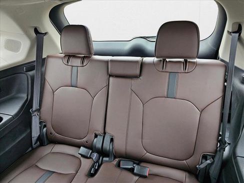 New 2025 Honda Pilot Elite image 10