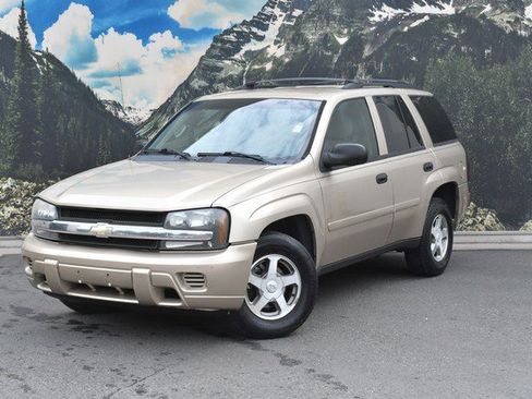 Used 2006 Chevrolet TrailBlazer LS w/ LS Preferred Equipment Group AWD/4WD image 6