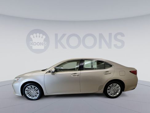 Used 2013 Lexus ES 350 w/ Luxury Pkg FWD image 5