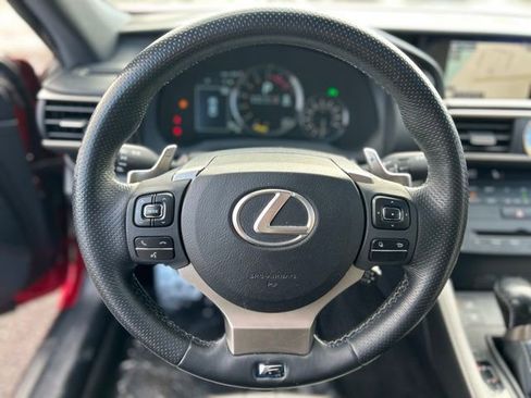 Used 2015 Lexus RC F image 25