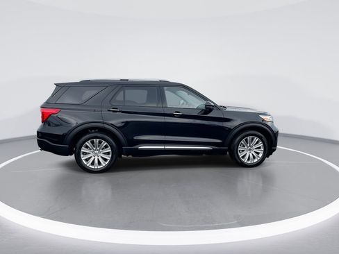 Used 2023 Ford Explorer Limited w/ Equipment Group 301A AWD/4WD image 9