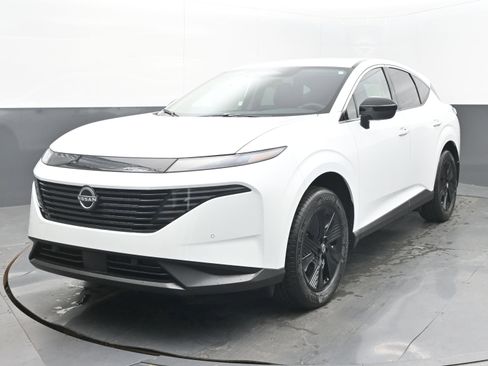 New 2025 Nissan Murano SV image 3