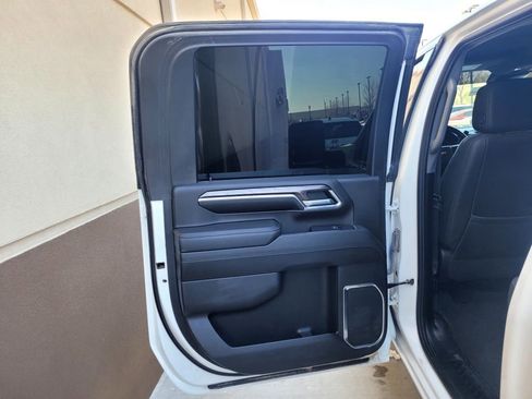 Used 2024 Chevrolet Silverado 2500 LTZ image 17