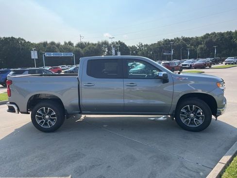 New 2026 Chevrolet Silverado 1500 LT w/ Z71 Off-Road Package image 12