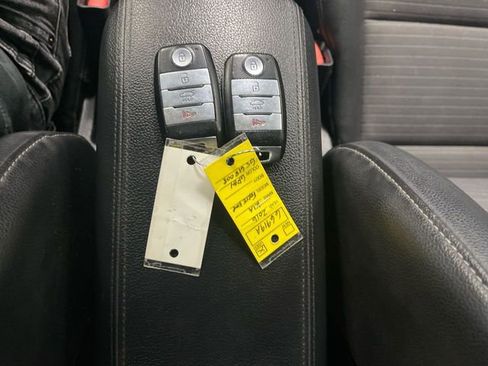 Used 2016 Kia Forte Koup SX image 20