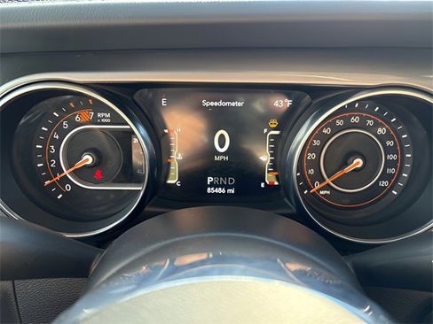 Used 2021 Jeep Wrangler Unlimited Sahara w/ Uconnect 4C Nav & Sound Group image 12