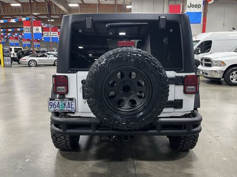 Used 2017 Jeep Wrangler Unlimited Sport image 4