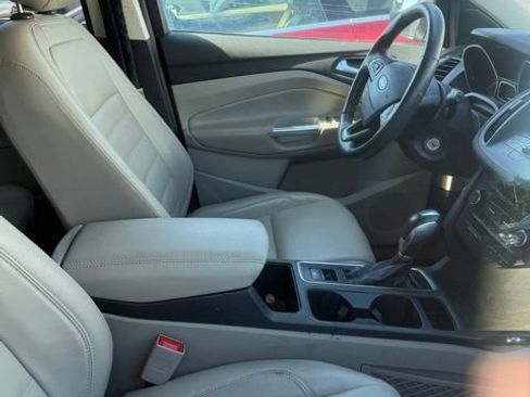 Used 2018 Ford Escape SEL FWD image 8