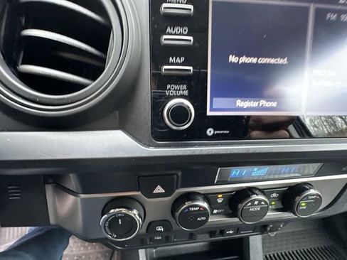 Used 2023 Toyota Tacoma SR image 14