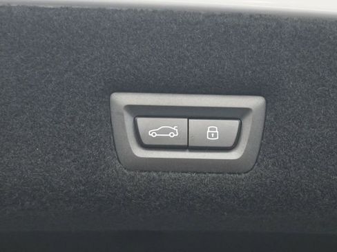 New 2026 BMW i7 eDrive50 w/ Premium Package image 25