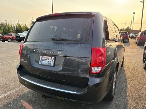 Used 2014 Dodge Grand Caravan American Value Package FWD image 12