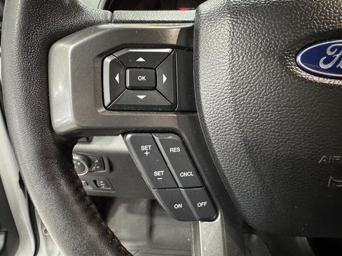 Used 2018 Ford F150 XLT w/ Equipment Group 302A Luxury image 8