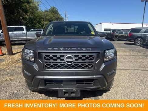 Used 2024 Nissan Frontier SV RWD image 7