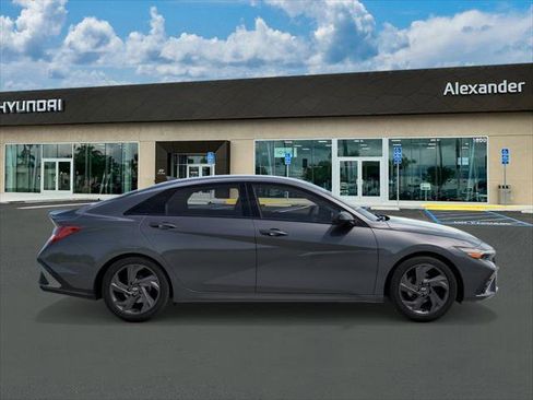 New 2026 Hyundai Elantra Sport w/ Cargo Package image 7