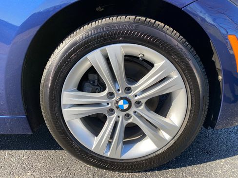Used 2018 BMW 330i xDrive Sedan w/ Premium Package image 47