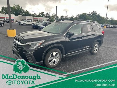 Used 2024 Subaru Ascent Premium w/ Convenience Package AWD/4WD image 1