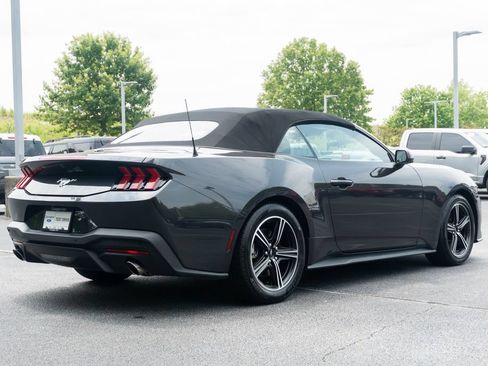 Used 2024 Ford Mustang Convertible RWD image 11
