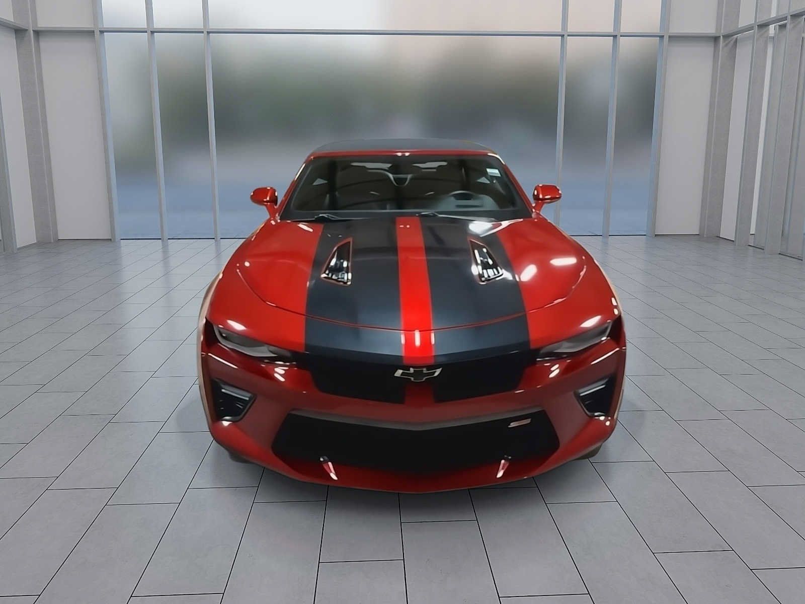 Used 2017 Chevrolet Camaro SS RWD image 3