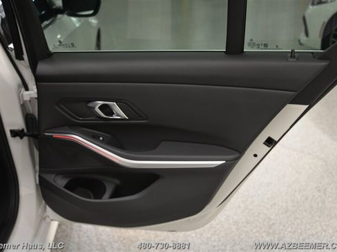 Used 2024 BMW 330i Sedan w/ Convenience Package RWD image 41