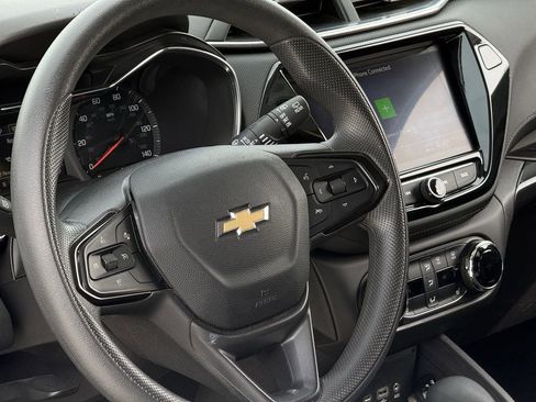 Used 2023 Chevrolet TrailBlazer LT w/ Convenience Package image 12