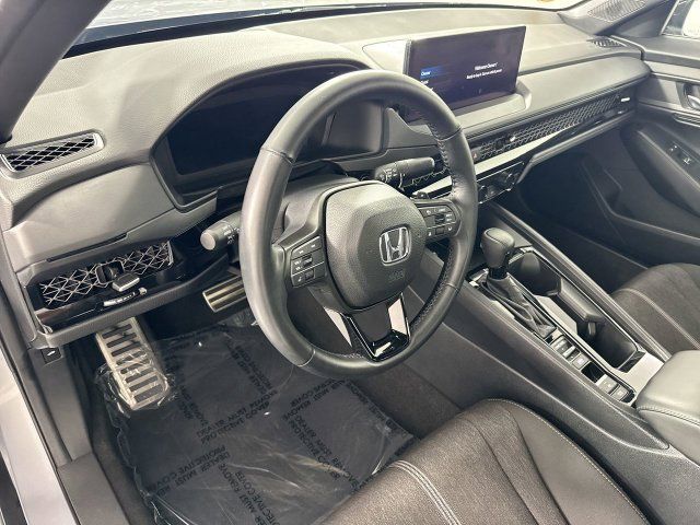 Used 2025 Honda Accord Sport image 25