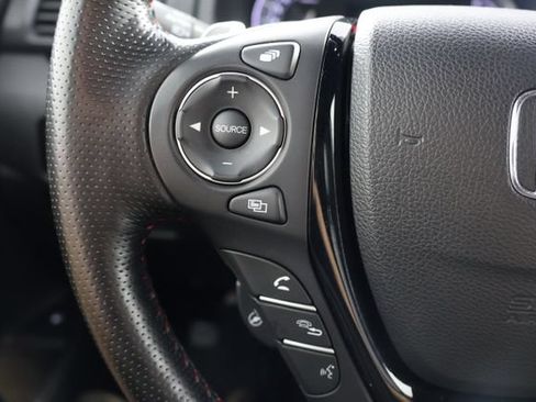 Used 2023 Honda Ridgeline Black Edition image 11