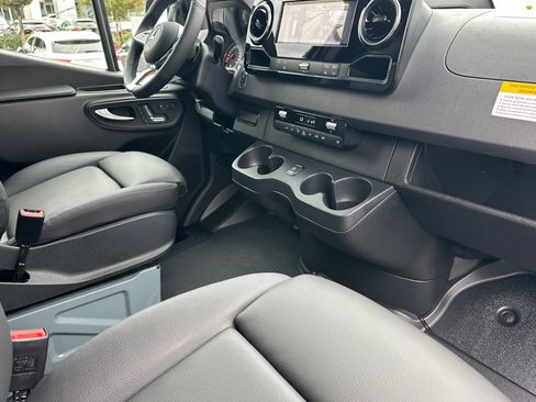 New 2026 Mercedes-Benz Sprinter 2500 image 17