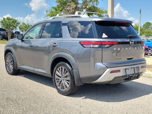 Certified 2023 Nissan Pathfinder SL w/ SL Premium Package AWD/4WD image 8