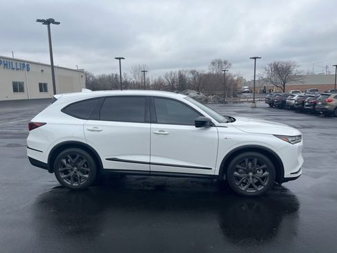 Used 2022 Acura MDX A-Spec image 6