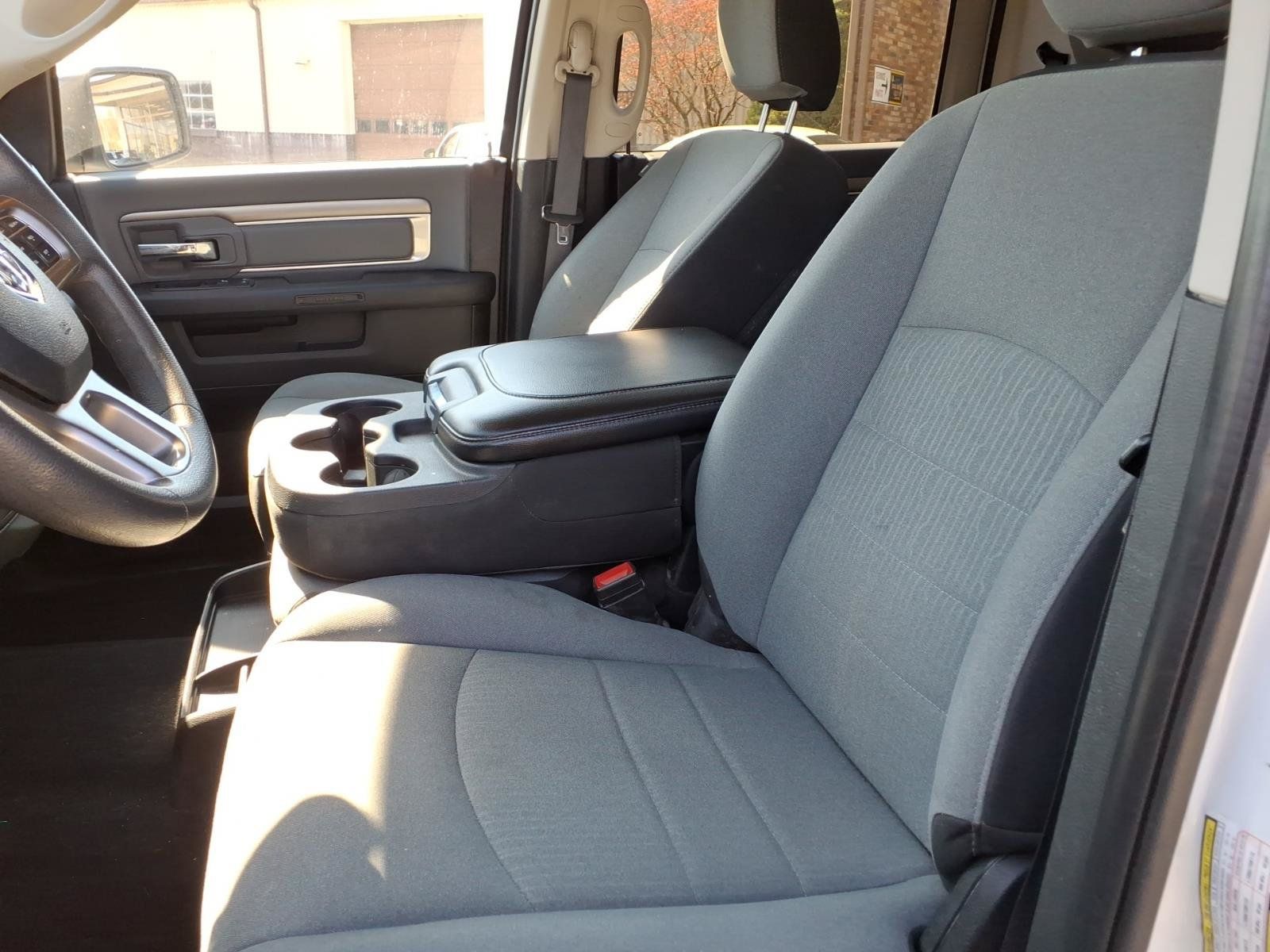 Used 2023 RAM 1500 Classic SLT w/ Protection Group AWD/4WD image 4