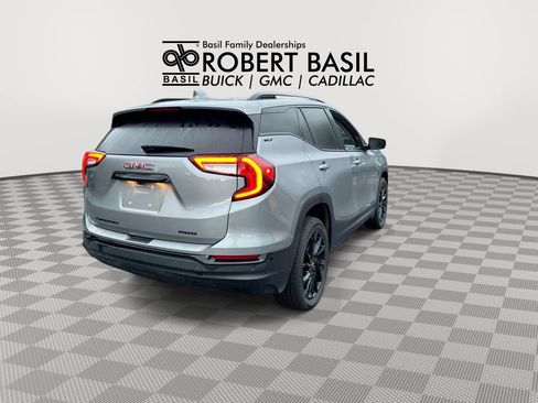 Used 2023 GMC Terrain SLT w/ Elevation Edition AWD/4WD image 8