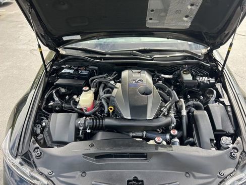 Used 2017 Lexus IS 200t w/ Premium Package RWD image 13
