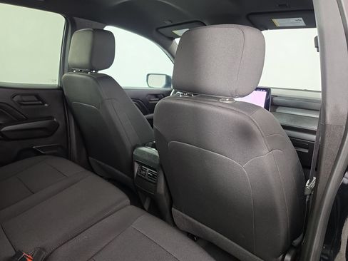 Used 2024 Chevrolet Colorado Trail Boss w/ Technology Package AWD/4WD image 38