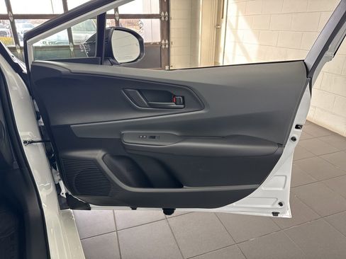 Certified 2026 Toyota Prius LE image 46