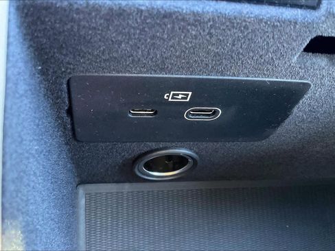 New 2026 Volvo XC90 T8 Plus image 23