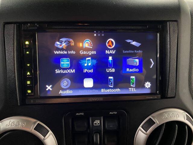 Used 2011 Jeep Wrangler Unlimited Sahara AWD/4WD image 25