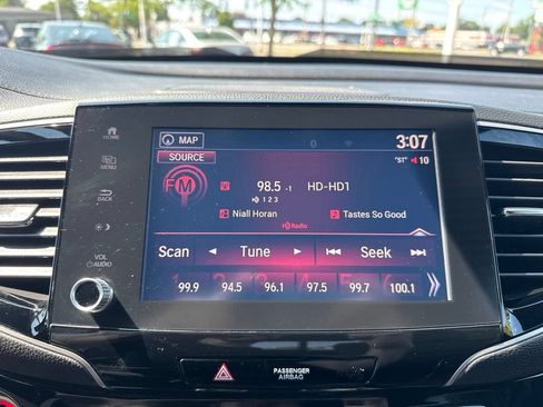 Used 2021 Honda Ridgeline Black Edition image 37