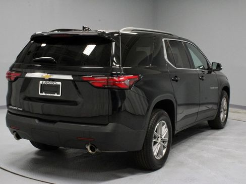 Used 2023 Chevrolet Traverse LT AWD/4WD image 10