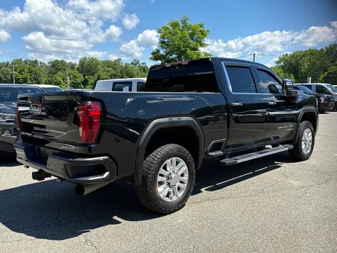 Used 2022 GMC Sierra 2500 Denali w/ Technology Package AWD/4WD image 4