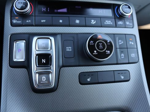 Used 2024 Hyundai Palisade SEL image 32