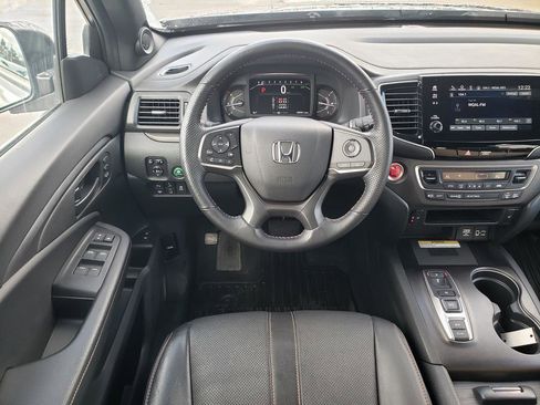 Used 2023 Honda Passport TrailSport image 26