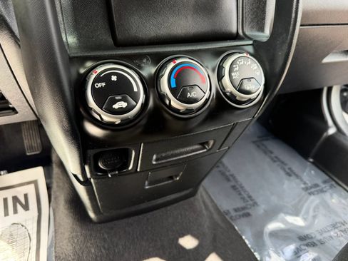 Used 2006 Honda CR-V EX image 18