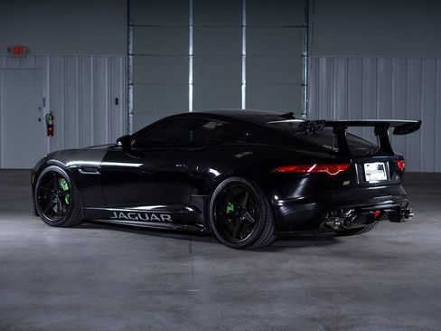 Used 2015 Jaguar F-TYPE R image 10