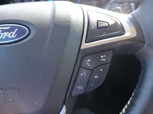 Used 2024 Ford Edge SEL w/ Convenience Package AWD/4WD image 17