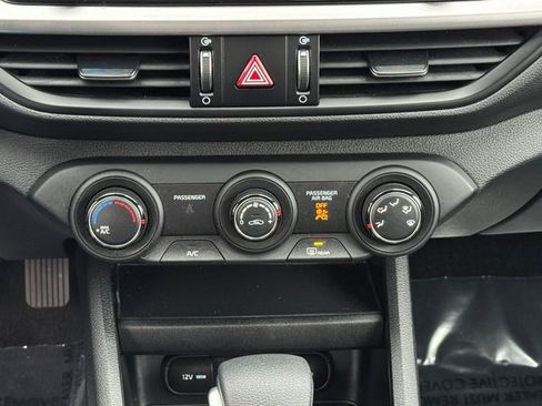Used 2021 Kia Forte LXS image 18