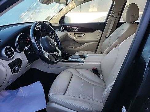 Used 2020 Mercedes-Benz GLC 300 4MATIC w/ Multimedia Package image 3