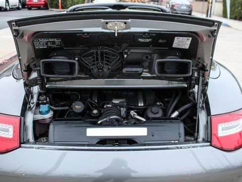 Used 2010 Porsche 911 Carrera S image 30