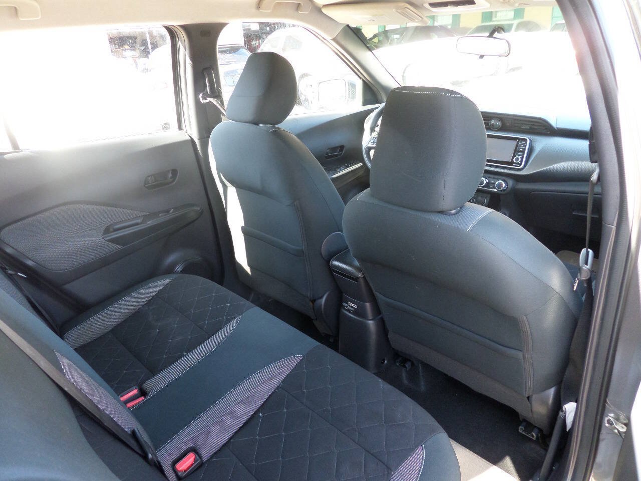 Used 2019 Nissan Kicks S w/ Exterior Electronics Package FWD image 18