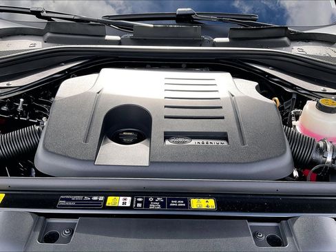 New 2026 Land Rover Range Rover Sport SE AWD/4WD image 15