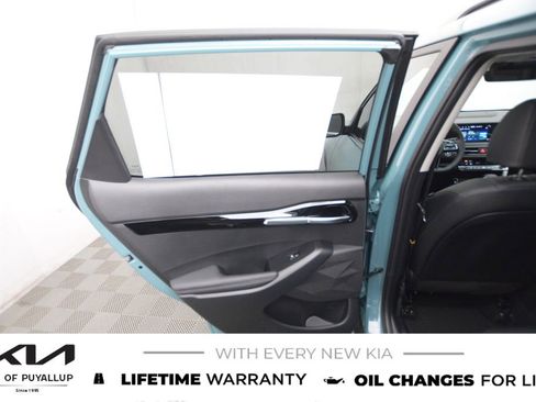 New 2026 Kia Seltos SX w/ SX Sunroof Package image 11